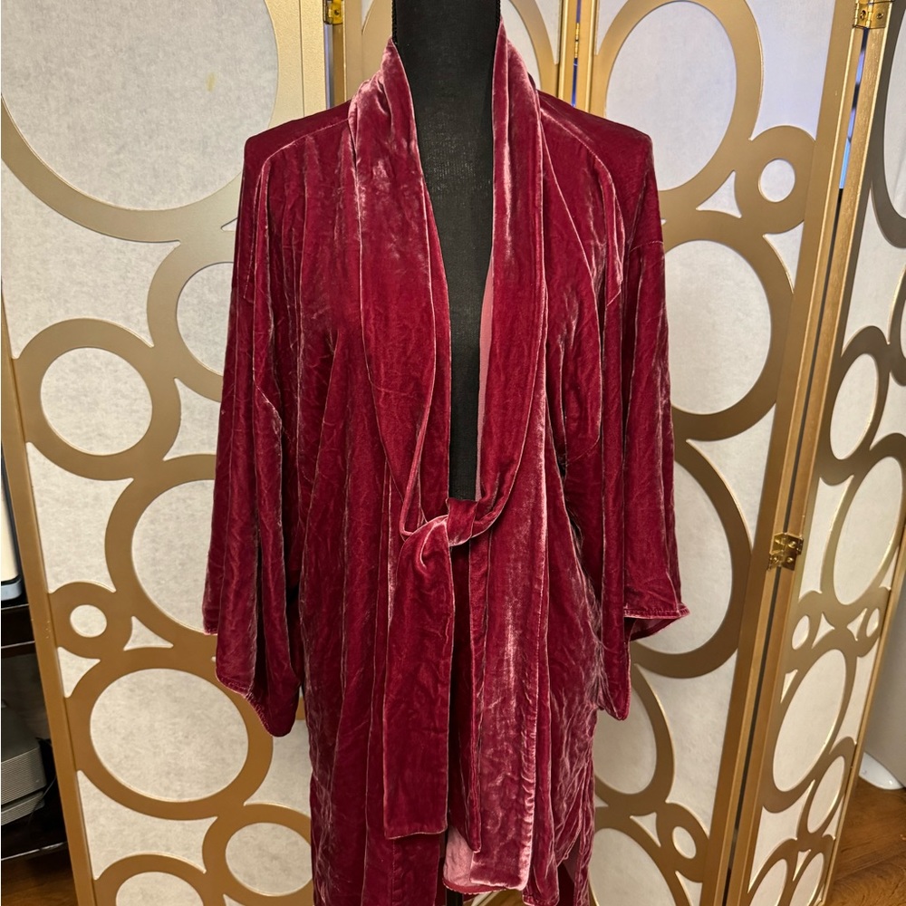 BCBG Kimono